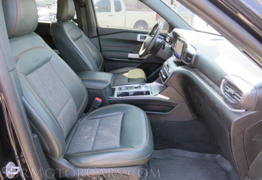 2021 Ford Explorer - Image 29