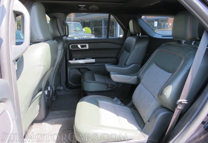 2021 Ford Explorer - Image 30