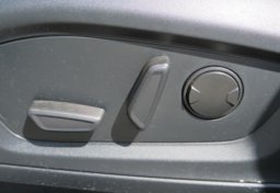 2021 Ford Explorer - Image 48