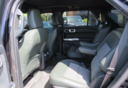 2021 Ford Explorer - Image 31