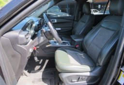 2021 Ford Explorer - Image 27