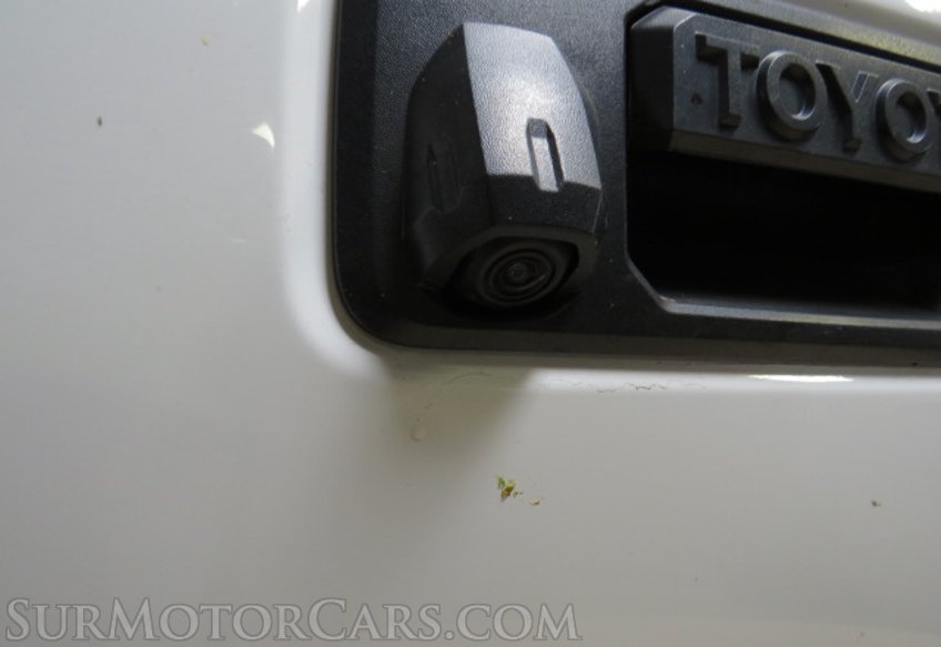 2023 Toyota Tacoma - Image 18