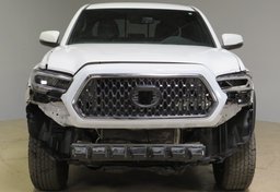 2023 Toyota Tacoma - Image 12