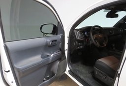 2023 Toyota Tacoma - Image 22