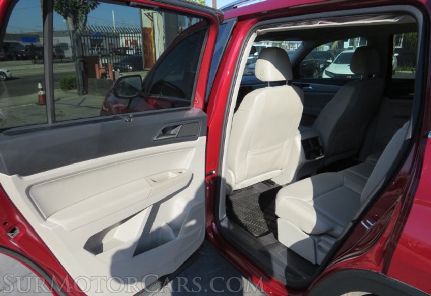 2018 Volkswagen Atlas - Image 25