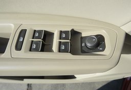 2018 Volkswagen Atlas - Image 46