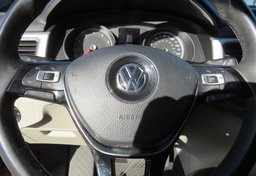 2018 Volkswagen Atlas - Image 43