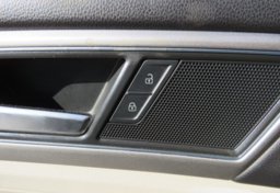 2018 Volkswagen Atlas - Image 49