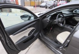 2023 Mazda Mazda3 Hatchback - Image 20