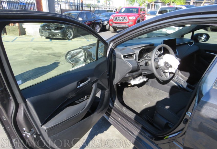 2023 Toyota Corolla Hatchback - Image 19