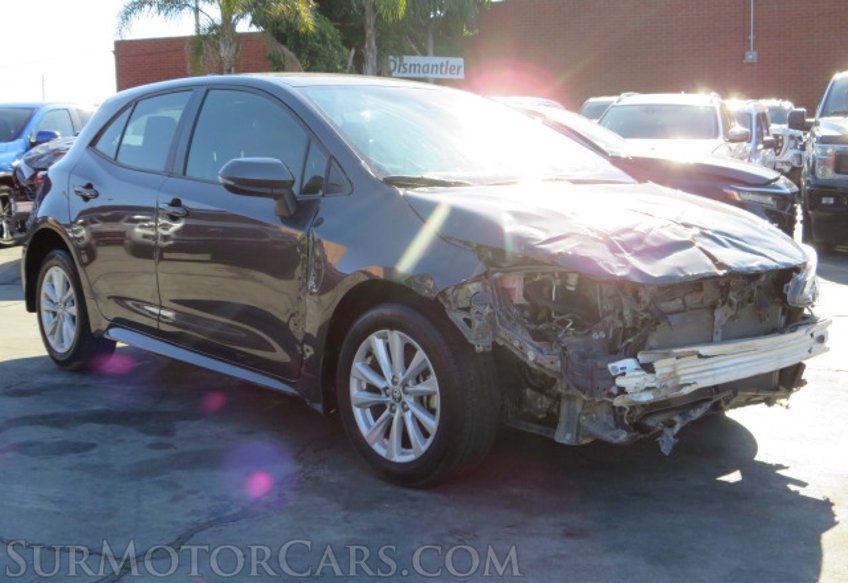 2023 Toyota Corolla Hatchback - Image 4