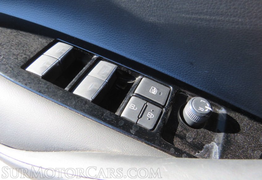 2023 Toyota Corolla Hatchback - Image 39