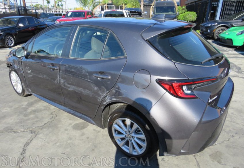 2023 Toyota Corolla Hatchback - Image 8