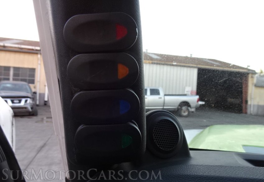 2013 Jeep Wrangler - Image 32