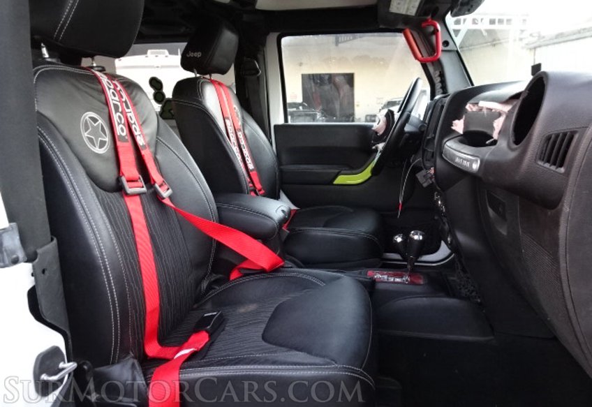 2013 Jeep Wrangler - Image 24