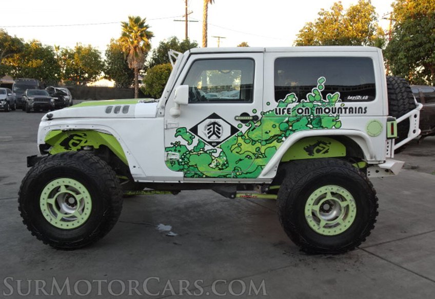 2013 Jeep Wrangler - Image 11