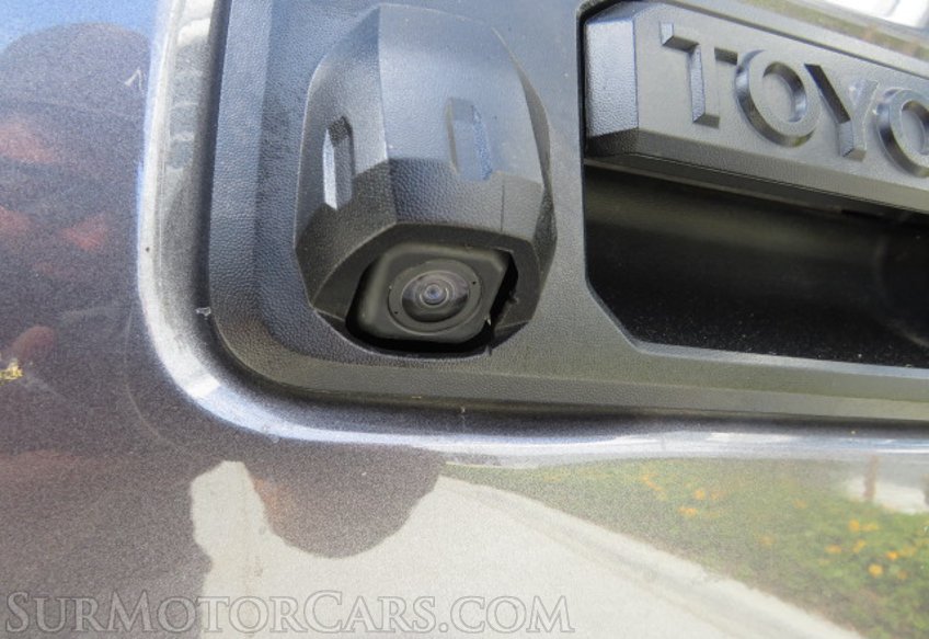 2020 Toyota Tacoma 4WD - Image 20