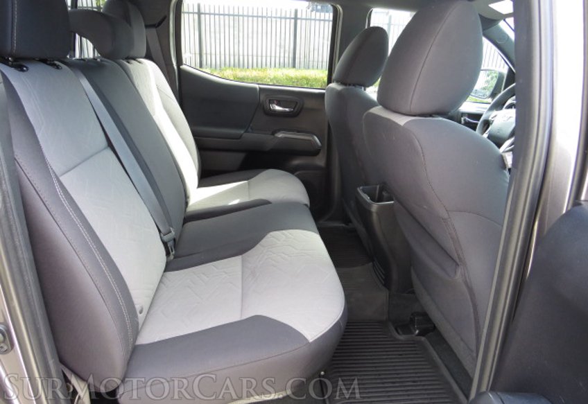 2020 Toyota Tacoma 4WD - Image 33