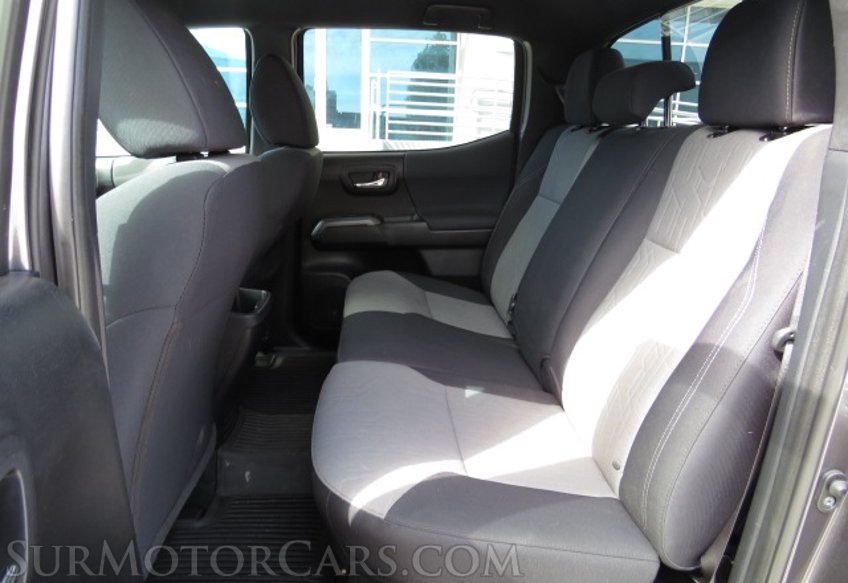 2020 Toyota Tacoma 4WD - Image 32