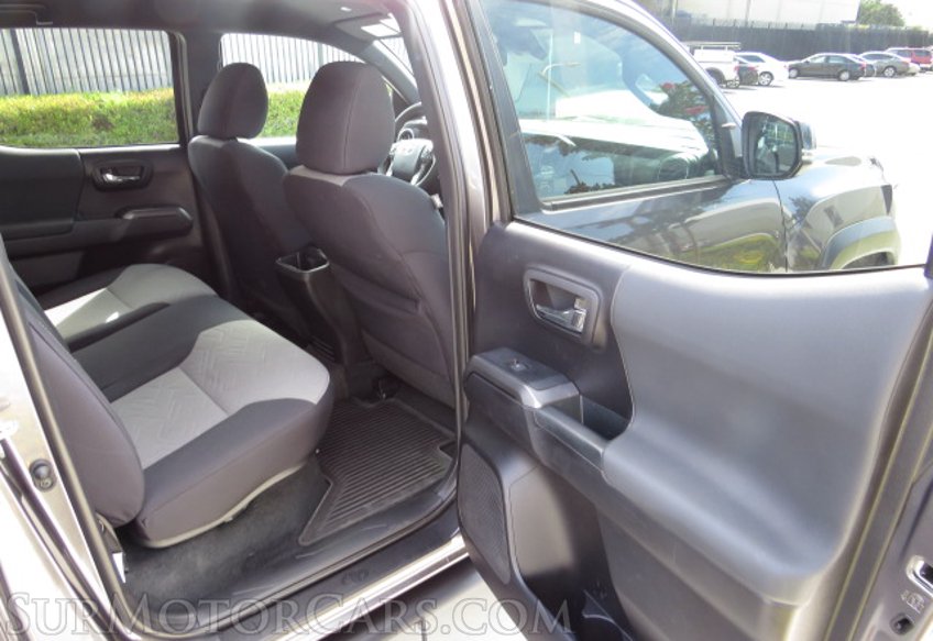 2020 Toyota Tacoma 4WD - Image 27