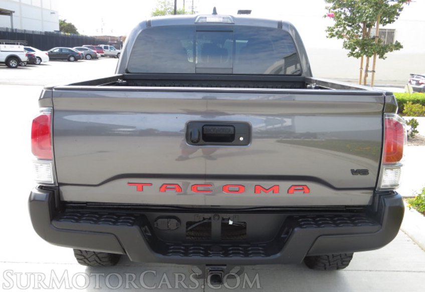 2020 Toyota Tacoma 4WD - Image 10