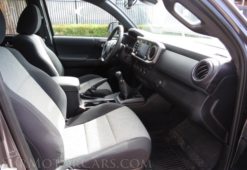 2020 Toyota Tacoma 4WD - Image 31