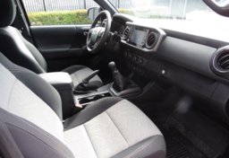 2020 Toyota Tacoma 4WD - Image 39