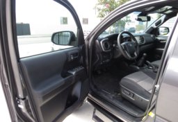 2020 Toyota Tacoma 4WD - Image 24