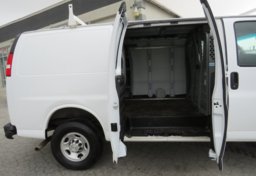 2020 Chevrolet Express Cargo Van - Image 25
