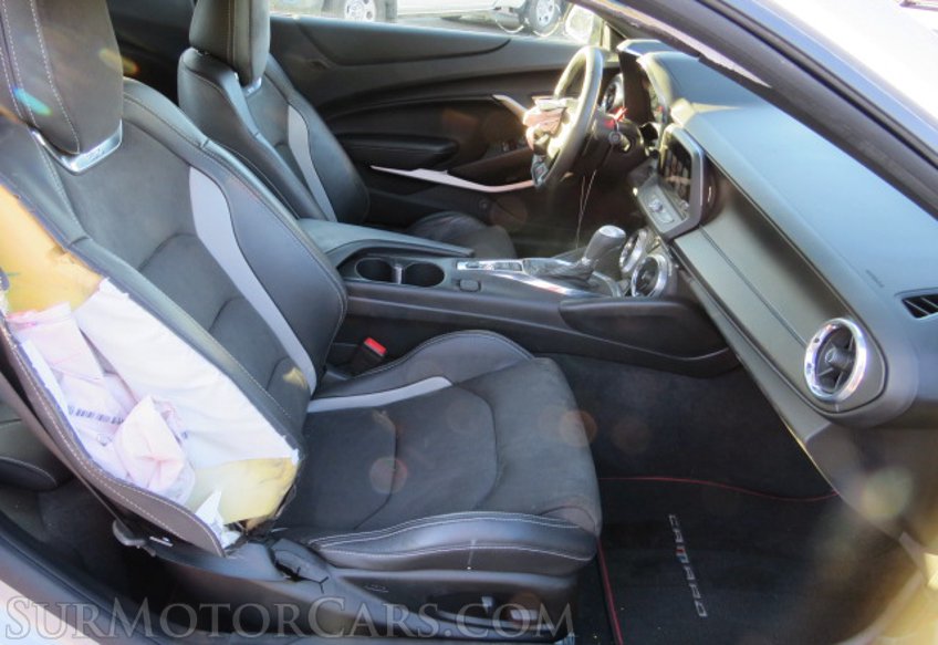 2018 Chevrolet Camaro - Image 21