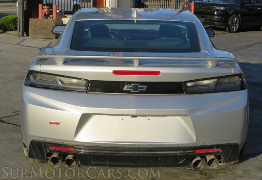 2018 Chevrolet Camaro - Image 12