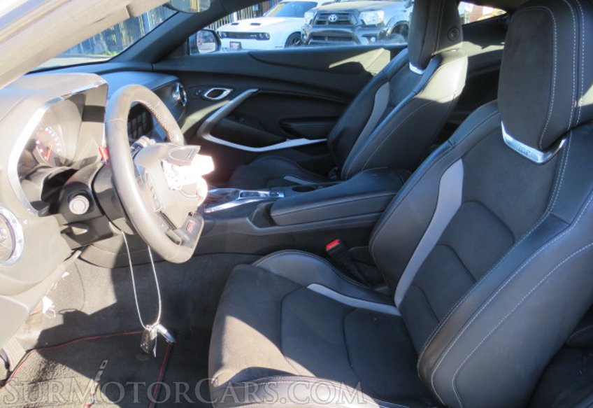 2018 Chevrolet Camaro - Image 20