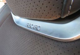 2018 Chevrolet Camaro - Image 26