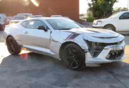 2018 Chevrolet Camaro - Image 4