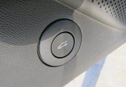 2018 Chevrolet Camaro - Image 41