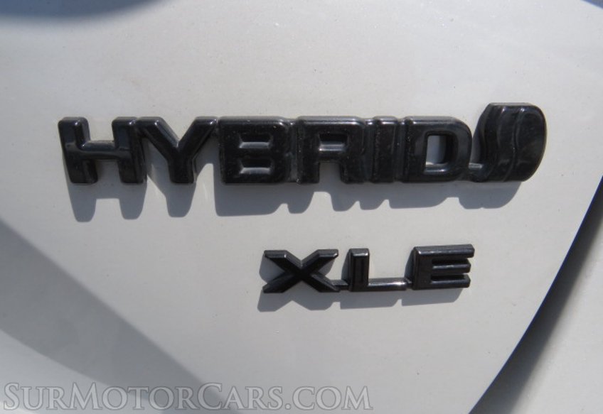 2021 Toyota Prius - Image 20