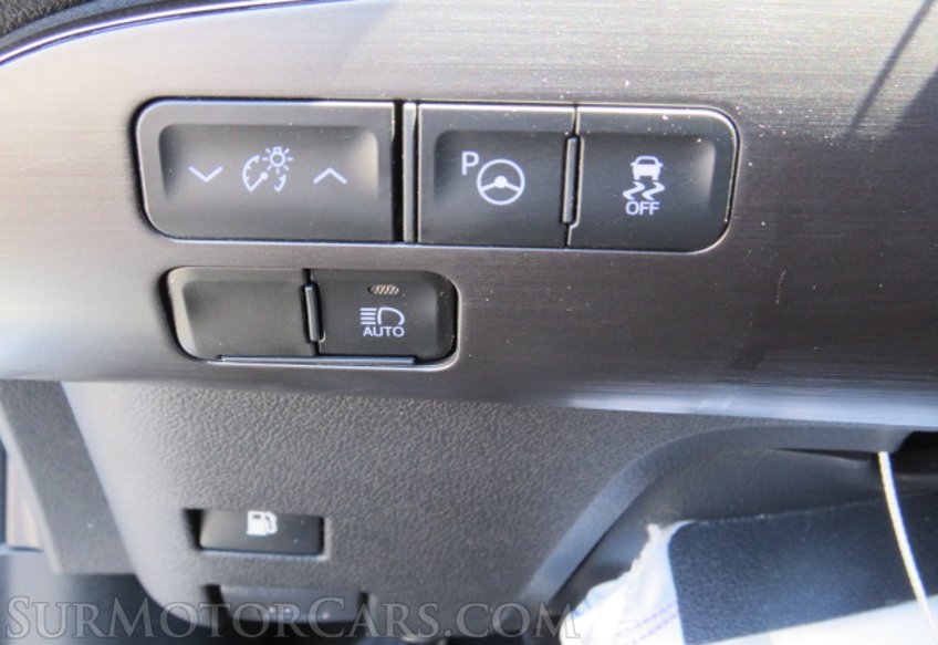 2021 Toyota Prius - Image 38