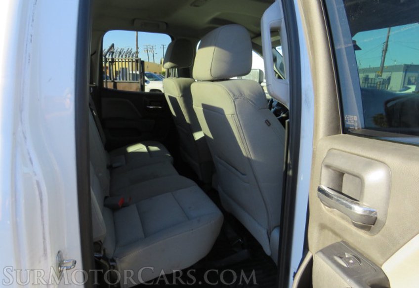 2018 Chevrolet Silverado 2500HD - Image 32