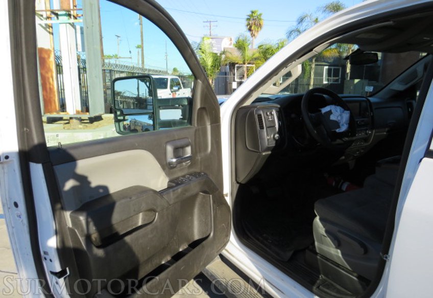 2018 Chevrolet Silverado 2500HD - Image 21