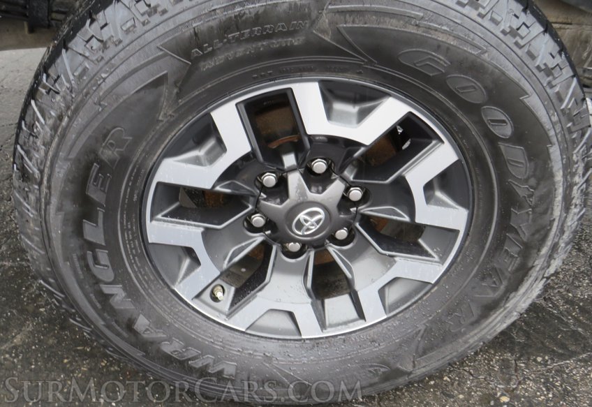 2020 Toyota Tacoma 4WD - Image 23