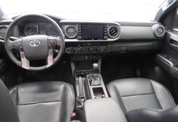 2020 Toyota Tacoma 4WD - Image 26