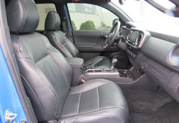 2020 Toyota Tacoma 4WD - Image 28