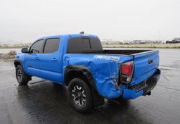 2020 Toyota Tacoma 4WD - Image 6