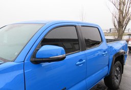 2020 Toyota Tacoma 4WD - Image 12