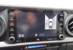 2020 Toyota Tacoma 4WD - Image 37