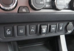 2020 Toyota Tacoma 4WD - Image 40