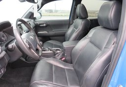 2020 Toyota Tacoma 4WD - Image 27