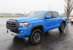 2020 Toyota Tacoma 4WD - Image 4