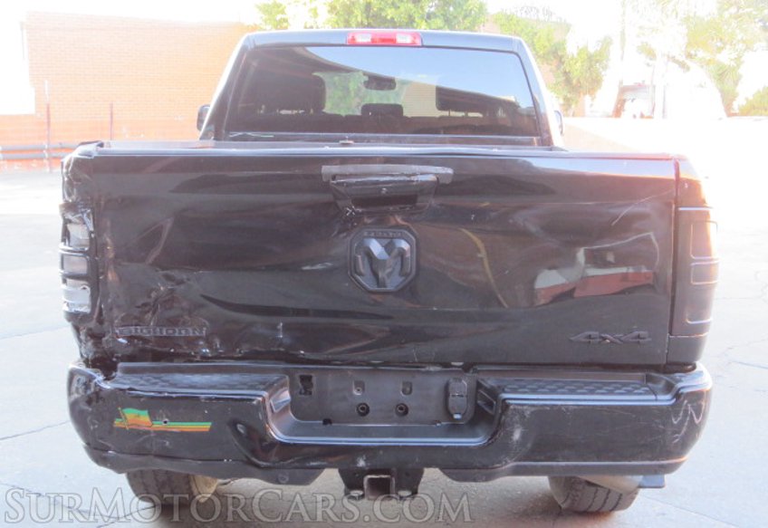 2022 Ram 2500 - Image 11