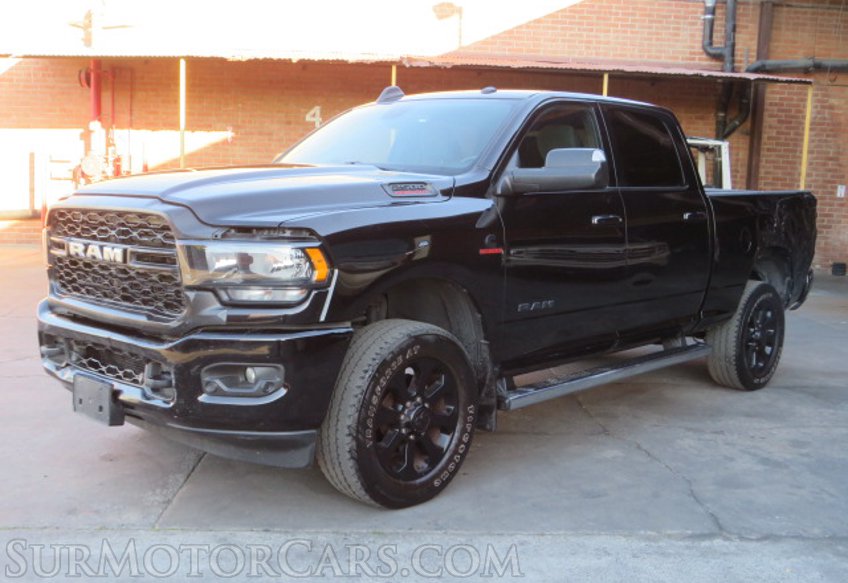 2022 Ram 2500 - Image 4